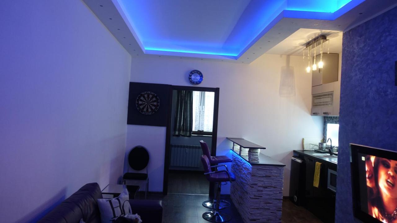 Apartament Neon غدينيا المظهر الخارجي الصورة