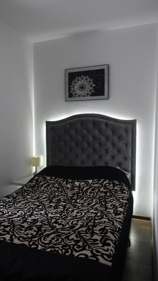 Apartament Neon غدينيا المظهر الخارجي الصورة