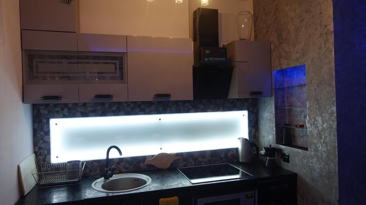 Apartament Neon غدينيا المظهر الخارجي الصورة