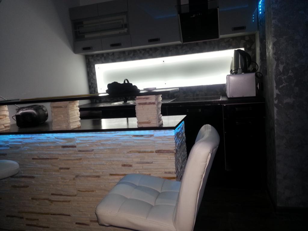 Apartament Neon غدينيا الغرفة الصورة