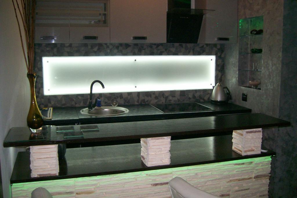 Apartament Neon غدينيا الغرفة الصورة