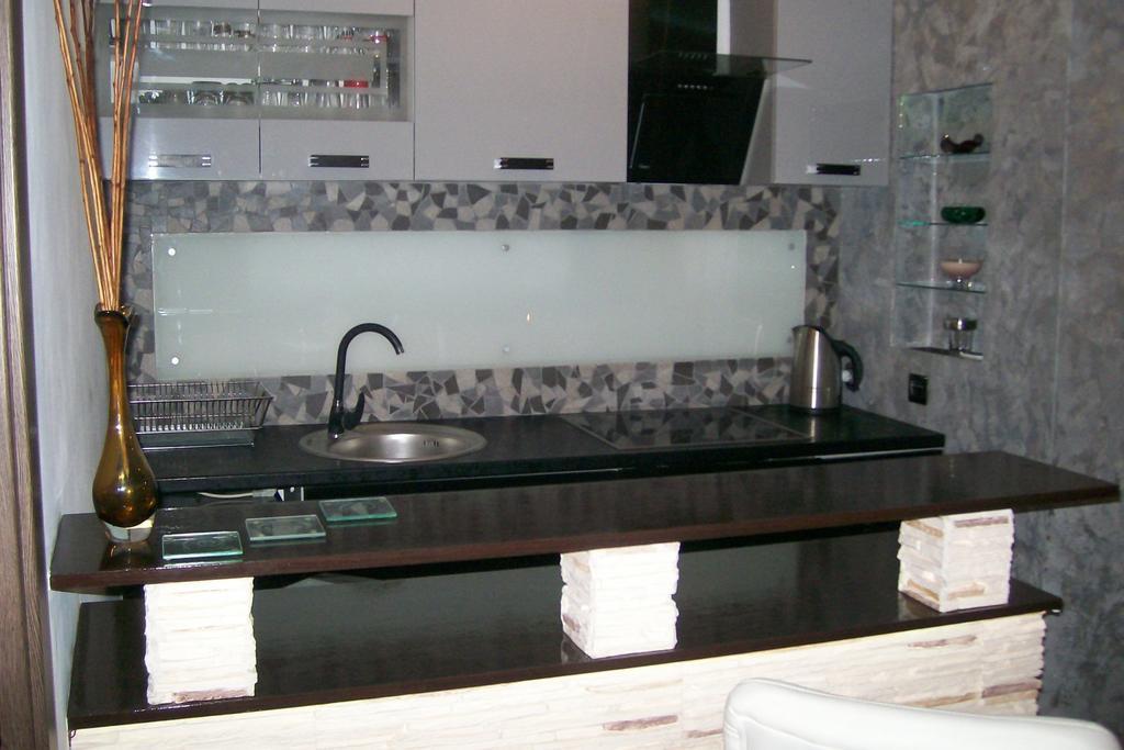 Apartament Neon غدينيا الغرفة الصورة